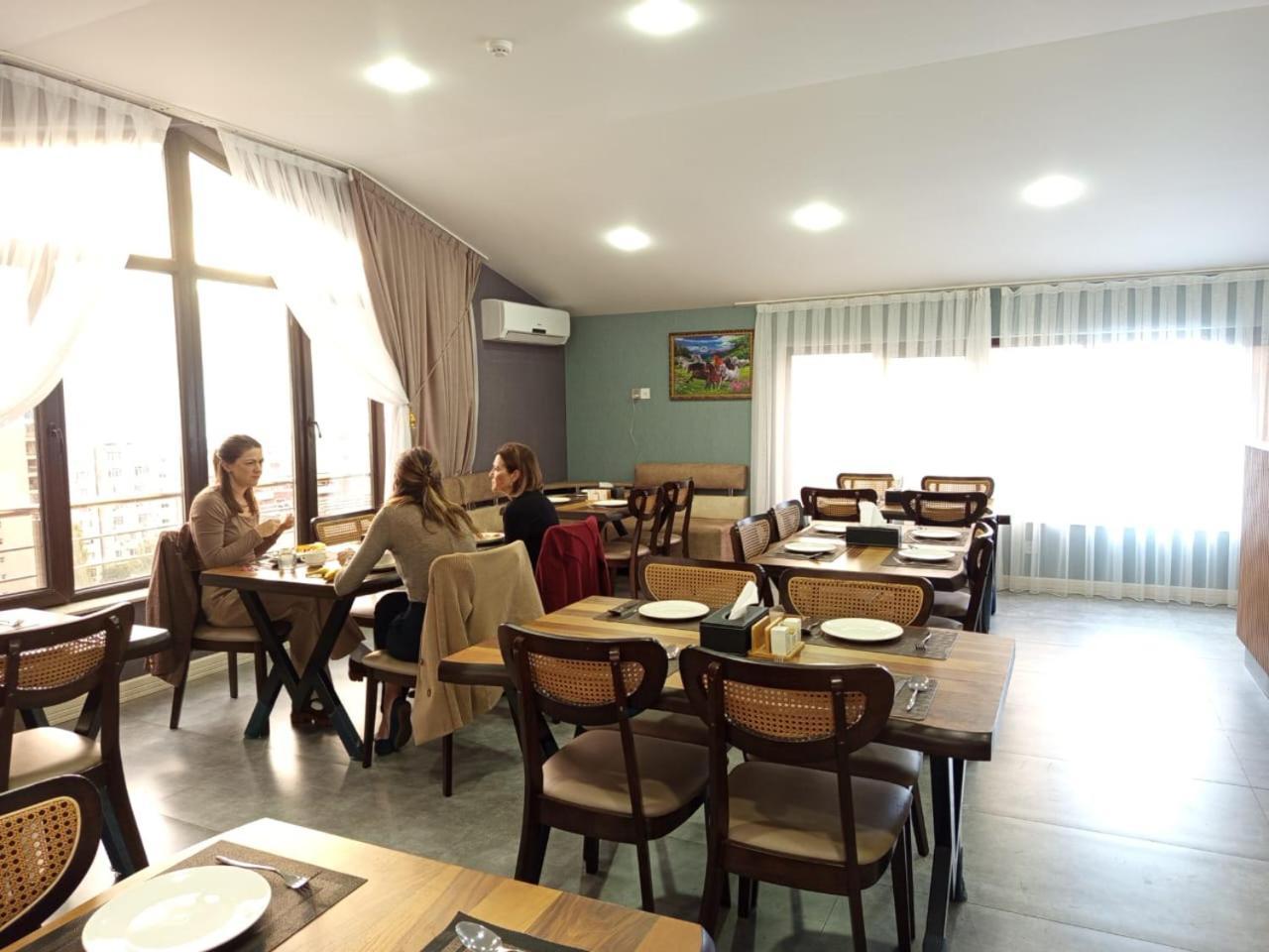 Royal Meridien Hotel Baku Zewnętrze zdjęcie